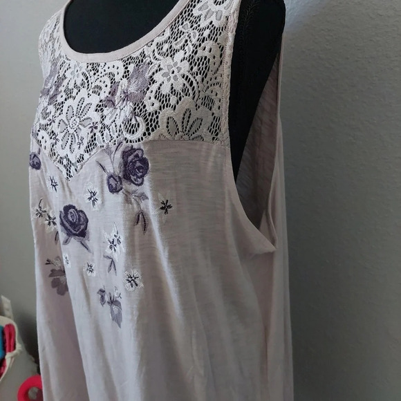 Torrid Slub Embroidered Lace Yoke Tank Lilac purple floral 3X - Picture 6 of 10